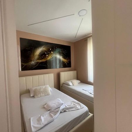 Miqt Guest House Shkodër Екстериор снимка