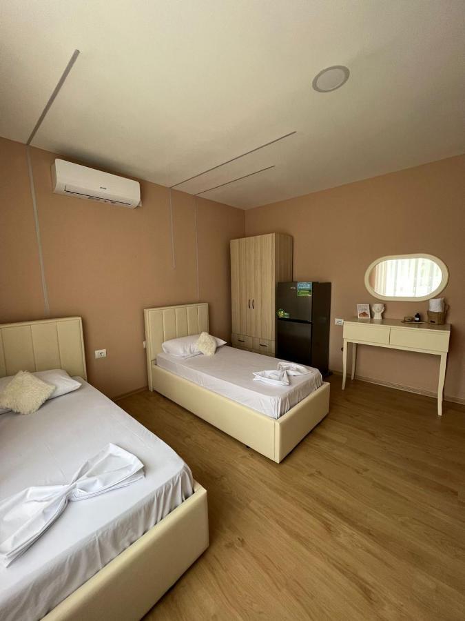 Miqt Guest House Shkodër Екстериор снимка
