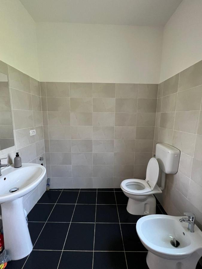 Miqt Guest House Shkodër Екстериор снимка